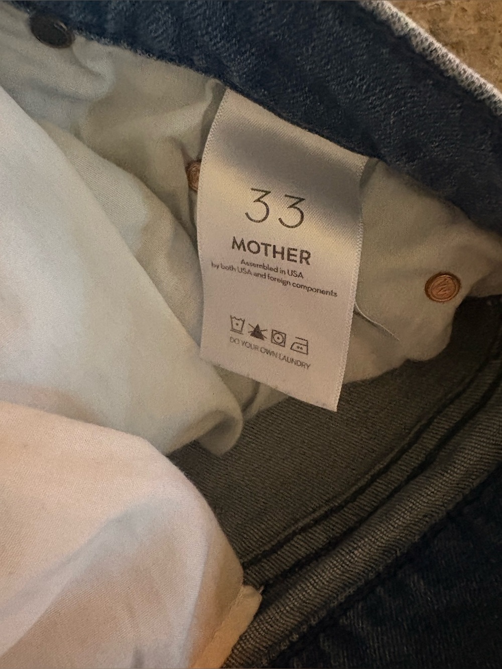 MOTHER Jeans The Tomcat Ankle Fray, size 33 - Picture 5 of 12